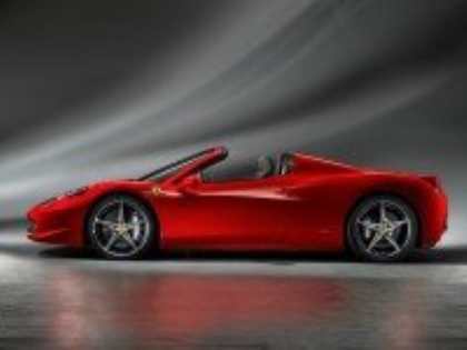 Ferrari провела закрытую презентацию нового 458 Spider