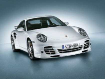 Компания Porsche поделилась свежими деталями о новинках