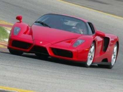 На автосалоне в Женеве дебютирует преемник спорткара Ferrari Enzo