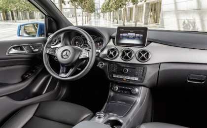 Mercedes-Benz обновил компактную семейную модель B-Class