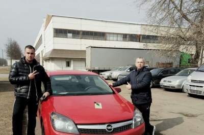 Эксперт назвал реальную стоимость ввоза автомобиля из Литвы