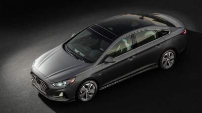 Hyundai показала новую версию гибрида Sonata