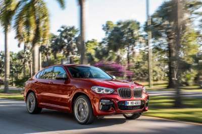 Подпишись на BMW: компания анонсировала новую функцию